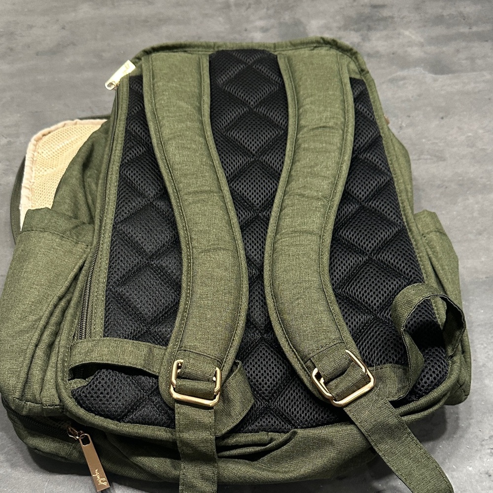 Ju-Ju-Be Be Right Olive Backpack diaper bag  with Gold Accents - Picture 6 of 12